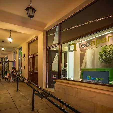 里奥公寓酒店 *