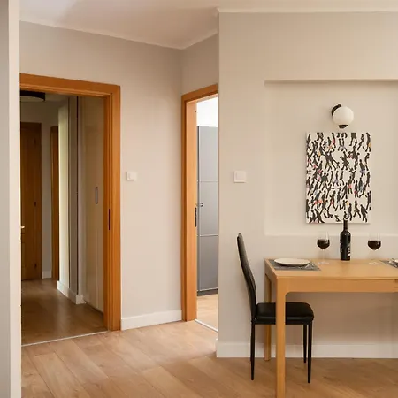 Leoapart Apartment